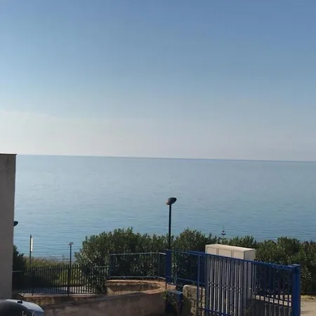 Dom wakacyjny Renella Relax & Sea